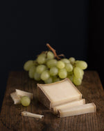 Lade das Bild in den Galerie-Viewer, Abondance Fermier AOP - Käseglück