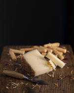 Lade das Bild in den Galerie-Viewer, Manchego curado - Käseglück